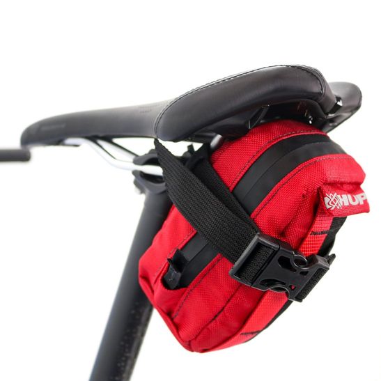 bolsa-de-selim-para-bicicleta-hupi-modelo-top-vermelho-com-preto-tamanho-medio-com-compartimentos-internos-de-qualidade-resistente-feito-no-brasil